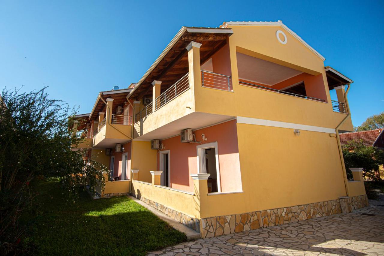 Apartament John First Floor *